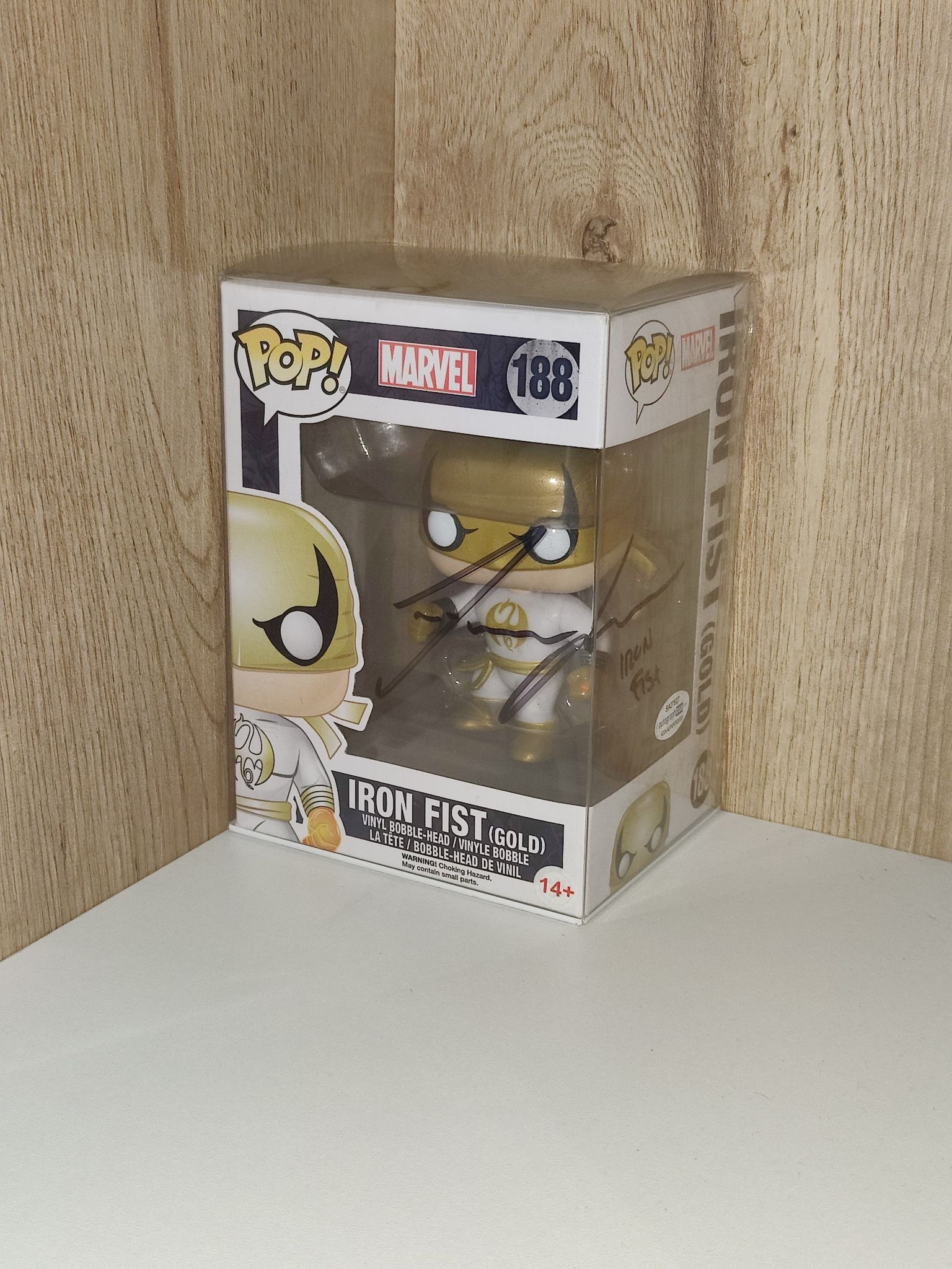 Store Iron Fist Gold Autographed by Finn Jones